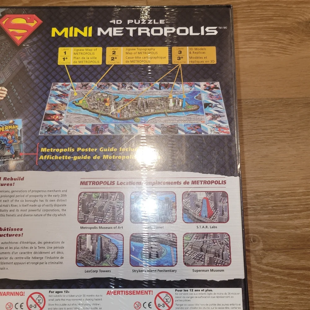 Superman 4D Puzzle Mini Metropolis 30in x 16in x 2.5in 833 pieces New